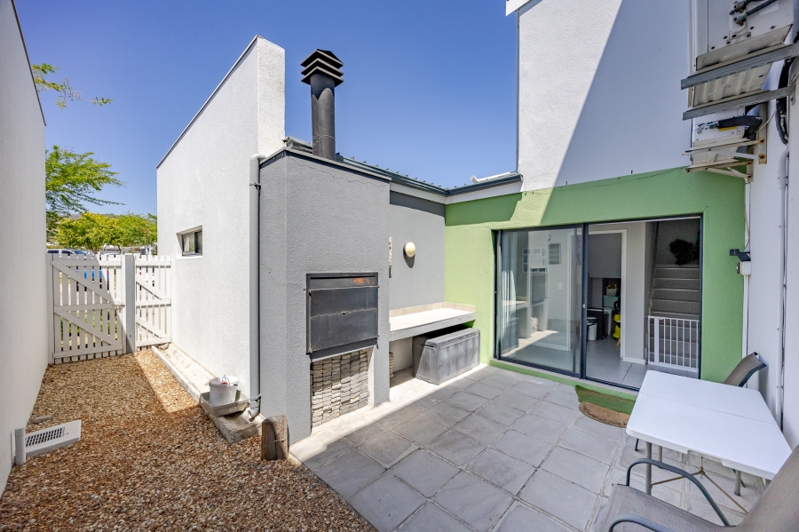 3 Bedroom Property for Sale in Burgundy Estate Western Cape